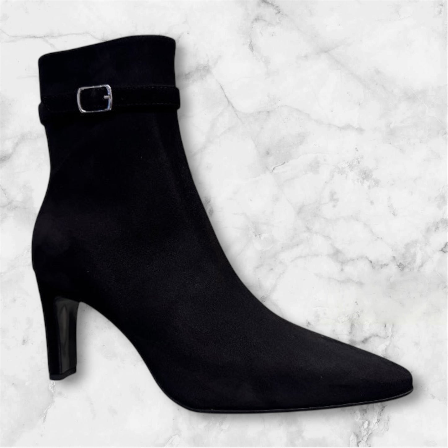 4097- 7117 Suede Zwart