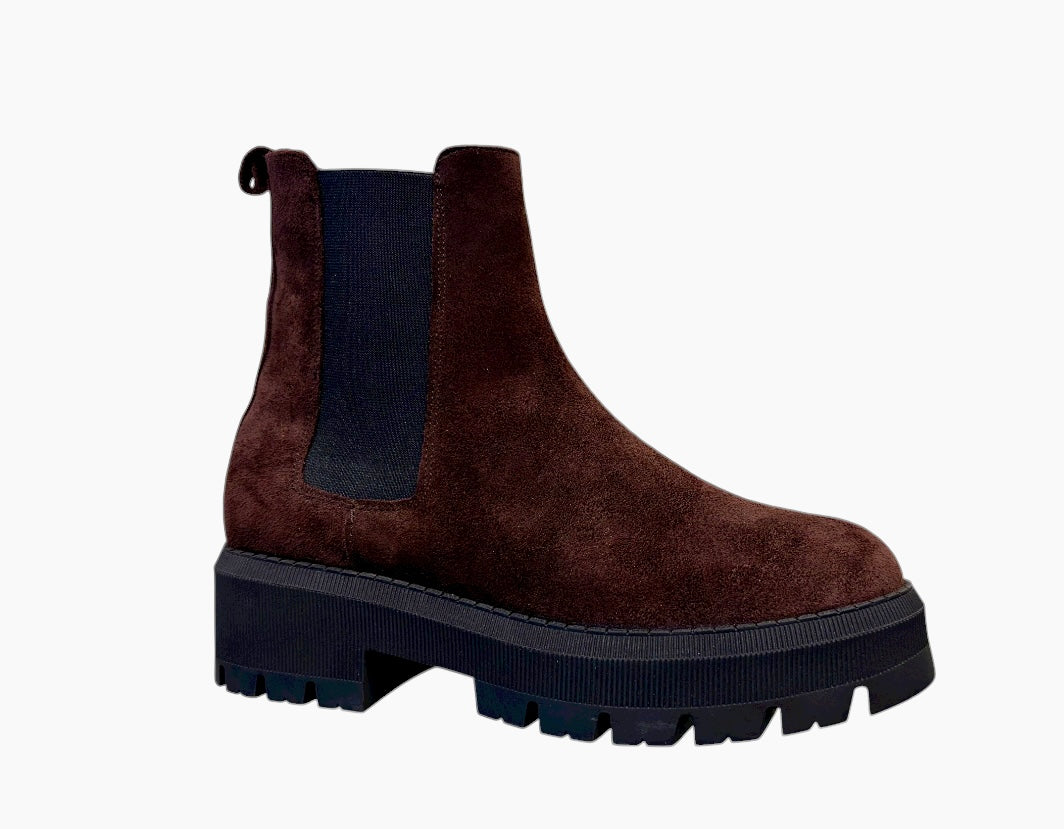 2264 Camo Bruin Chelsea