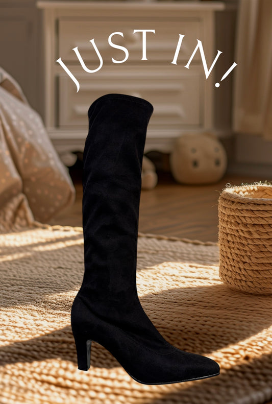 7134 Camas Nero ( zwart )