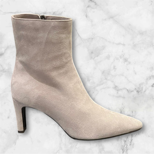3242- Suede Taupe